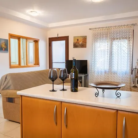 Ferienhaus Kritika Memet House *